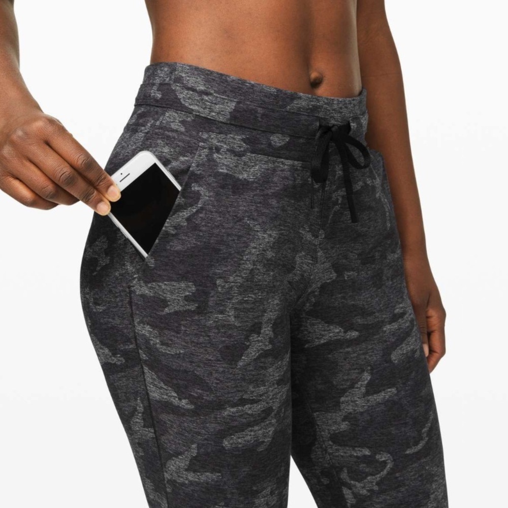 Lululemon Ready To Rulu Pant *Updated Incognito Camo HTR Black / Black Size 4 - Picture 7 of 7